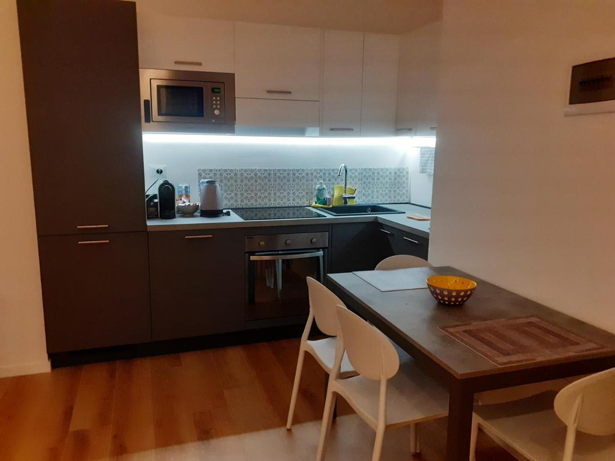 Apartamento Bilocale 7 Piano Balcone Vista Skyline Milán Exterior foto